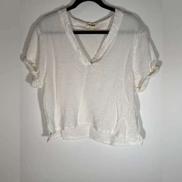 Rag Poets Tops - Rag Poets white v-neck cuffed short slv gauzy blouse sz L boho lightweight